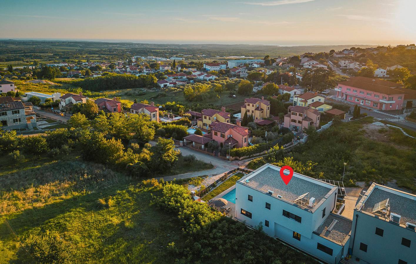 Charmante 200 m² große Wohnung mit Pool und Terrasse, 500 m von Restaurants und dem Stadtzentrum entfernt in Kastelir, Općina Kaštelir - Labinci