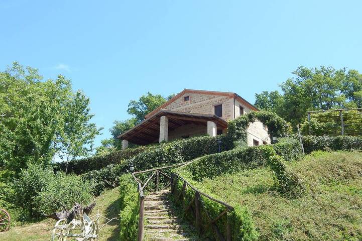 La pieve country house, villa, pool, relax, dreams house, sibillini, playground in Gualdo, Monti Sibillini National Park