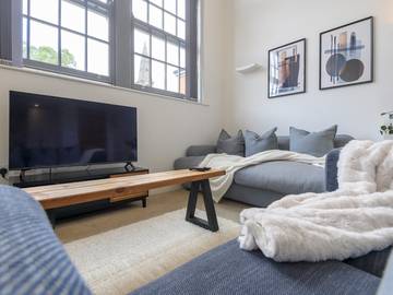 Glamping for 8 People in Leeds, West Yorkshire, Photo 4