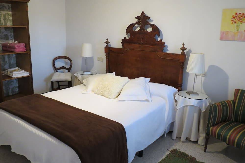 Typisch Mallorquinische Landhouse mit pool ideal fur 2 bis 8 person in Palma, Mallorca Westen