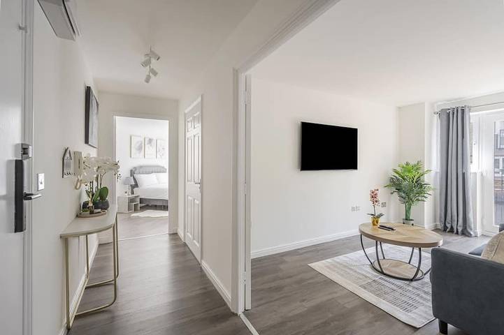 Apartamento entero, Apartamento-Lujoso-Baño privado con ducha-Vista al patio-Ground Floor in Widford, Chelmsford