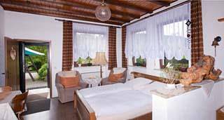 Pension für 3 Personen, mit Terrasse und Garten in der Eifel