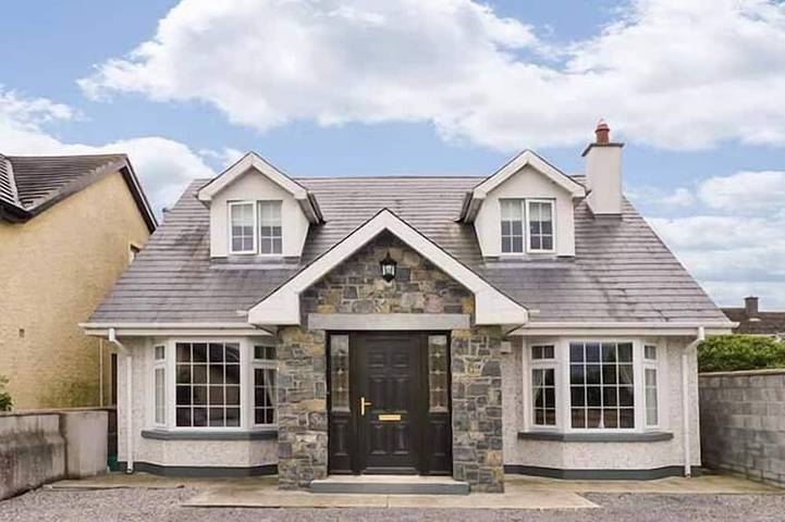 Cottage for 8 people, with terrace, with pets in Ireland