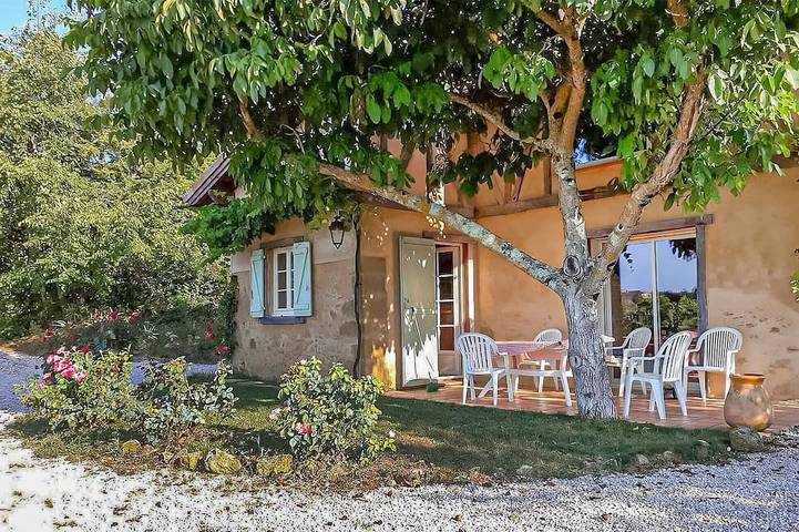 Location de vacances pour 5 personnes, avec jardin à Simorre