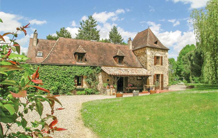 Maison de vacances pour 8 personnes, avec terrasse ainsi que jardin et piscine en Dordogne - 2