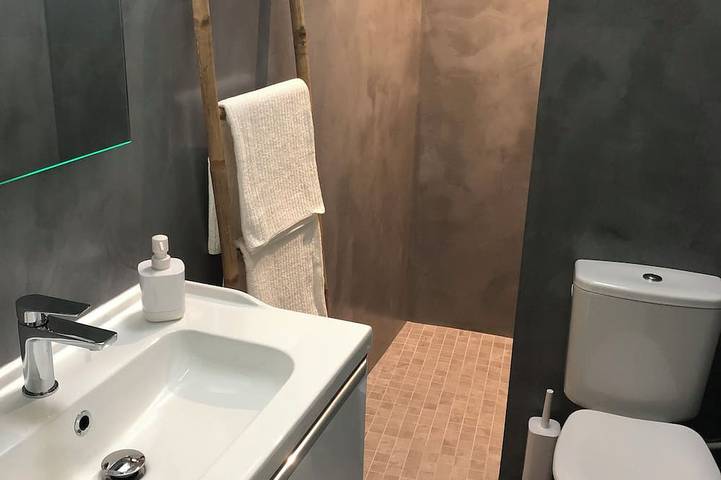 Location de vacances pour 4 personnes, avec balcon à Saint-Jean-de-Fos - 4