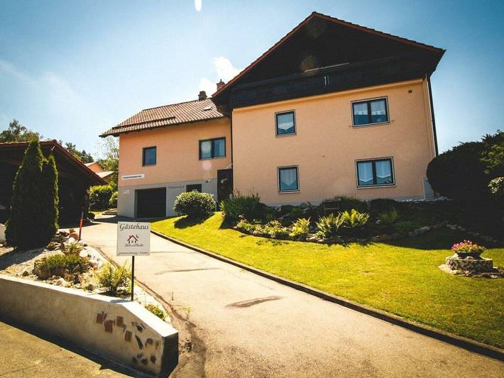 Bauernhof für 4 Personen, mit Terrasse und Garten