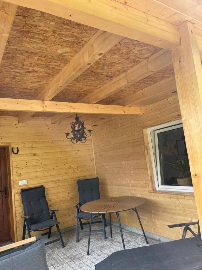 Apartament wakacyjny dla 3 osób, z Taras i Sauna oraz Widok w Przesieka