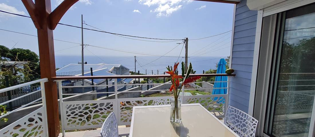 Gîte pour 4 personnes, avec jardin ainsi que piscine et balcon à Bouillante - 4
