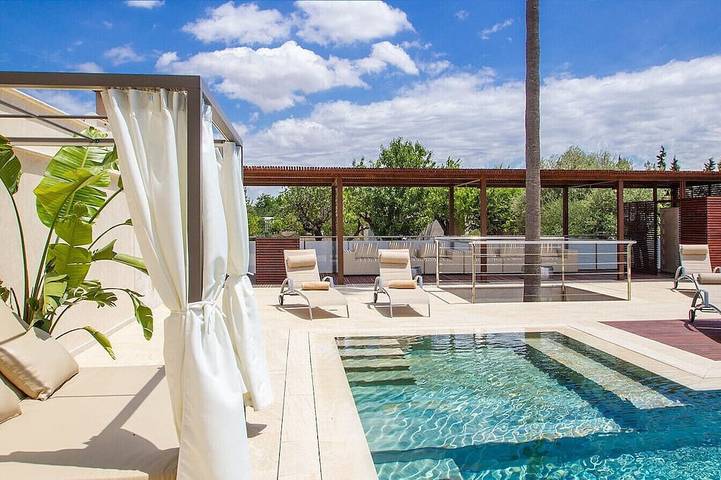 Ferienhaus für 24 Personen, mit Garten in Establiments