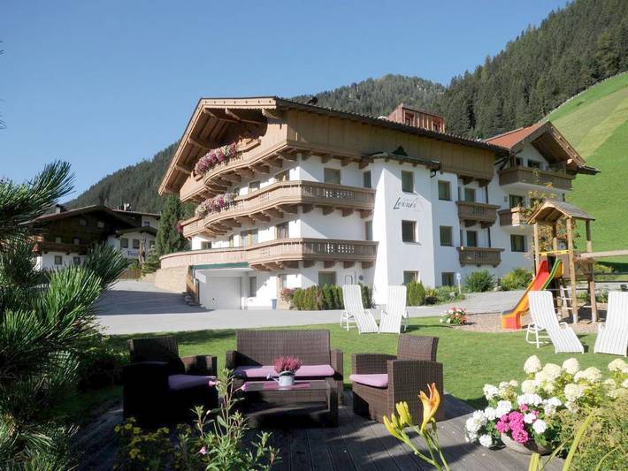 BnB für 6 Personen, mit Sauna und Garten sowie Ausblick in Hintertux
