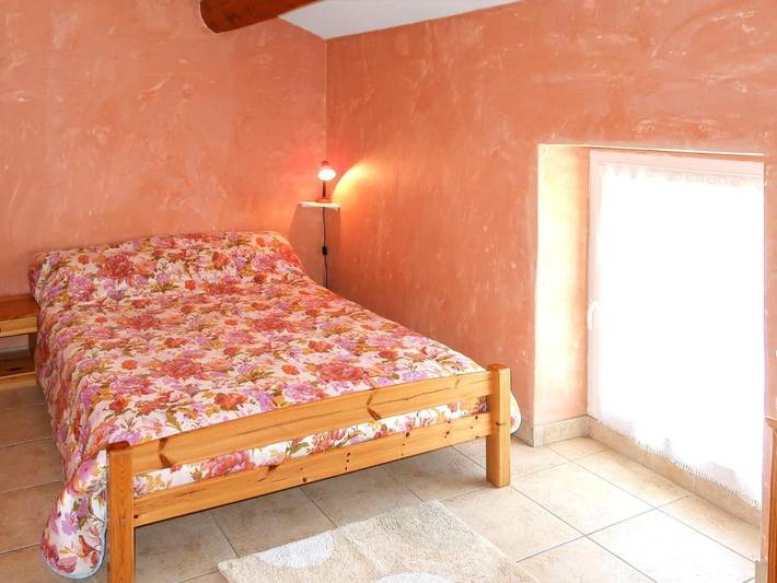 Location de vacances pour 4 personnes, avec terrasse, animaux acceptés à Grillon - 4