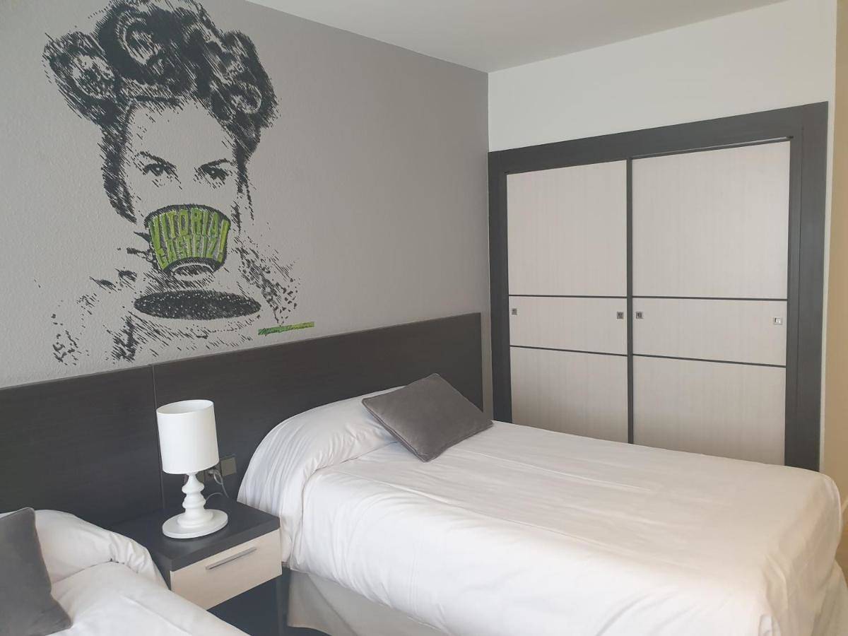Hotel Arts - Gasteiz Centro in Vitoria-Gasteiz, Chaîne Cantabrique
