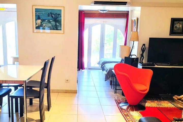 Gîte pour 4 personnes, avec jardin dans Plage de La Gorguette - 3