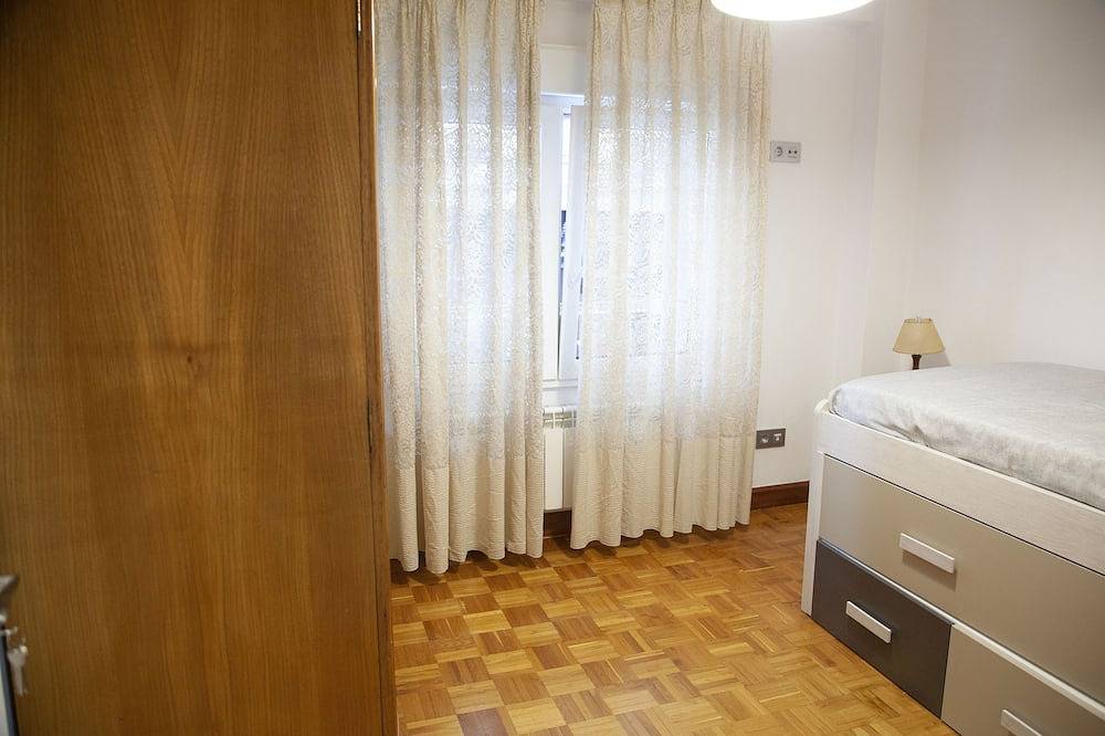 Apartment in the Campos next to the beach of San Lorenzo in Gijon, Costa Verde (Spagna)