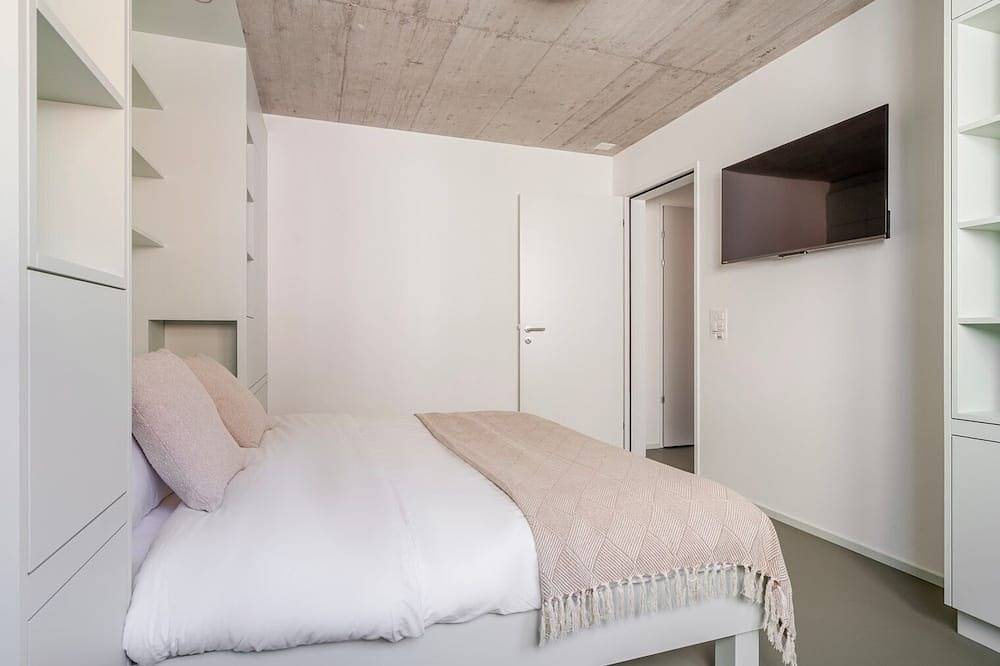 Ganze Wohnung, Blueground | Oerlikon, balcony, nr Zürich Zoo in Zürich, Bezirk Zürich