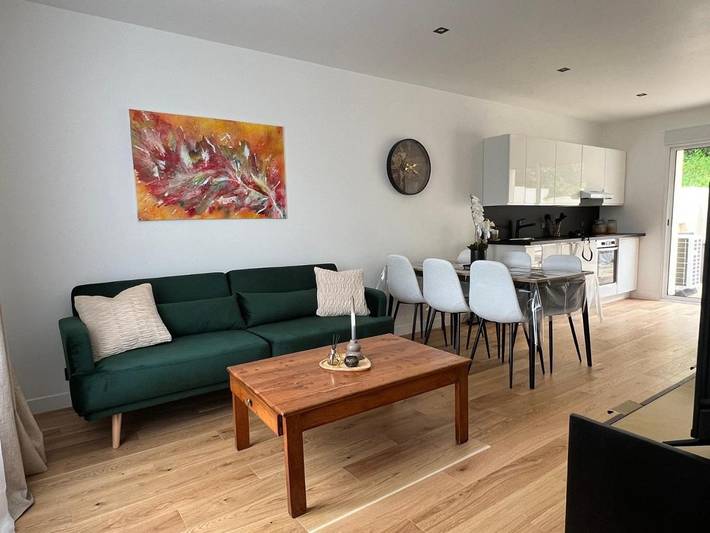 Location de vacances pour 6 personnes, avec jardin à Étampes