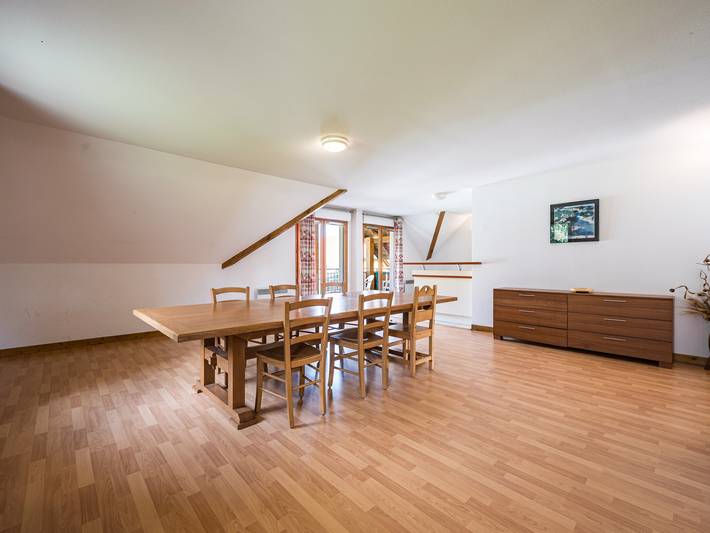 Gîte pour 10 personnes, avec piscine et balcon, adapté aux familles à Giez - 3