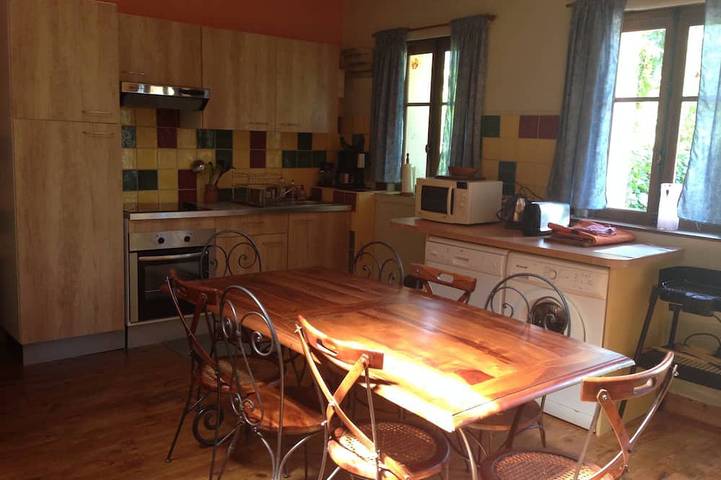 Gîte pour 8 personnes, avec jardin et piscine à L'Honor-de-Cos - 3