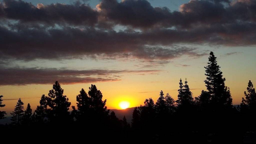 Ganze Wohnung, Die Wahl Der Skifahrer! Schritte Zum Sessellift! Private Hot Tub, Wifi, Ansichten, Schlafen 6 in Kingsbury, Heavenly