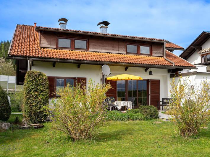 Ferienwohnung für 6 Personen, mit Terrasse und Garten - 1