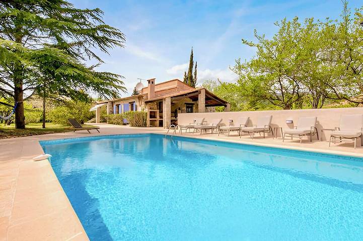Villa pour 8 personnes, avec jardin - 1