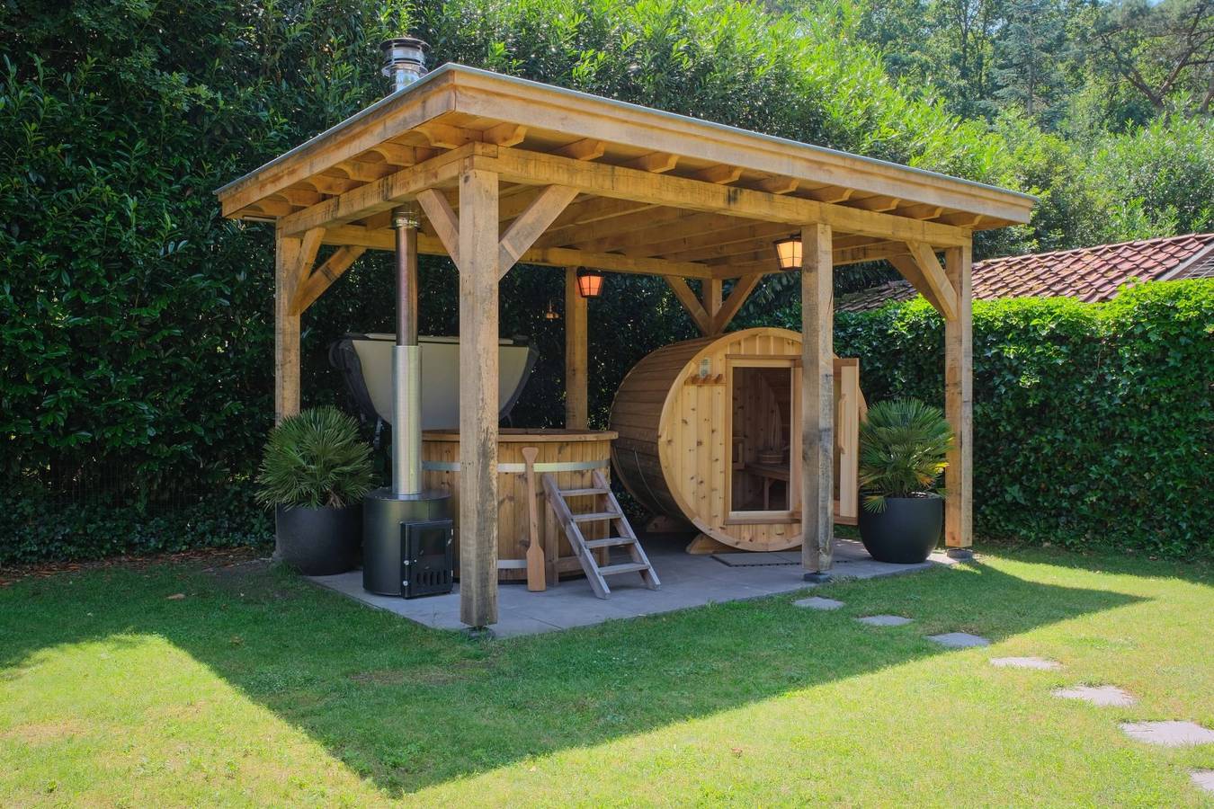 Vrijstaand 4-persoons vakantiehuis met sauna en hottub nabij natuurgebied de Borkeld in Holten, Twente