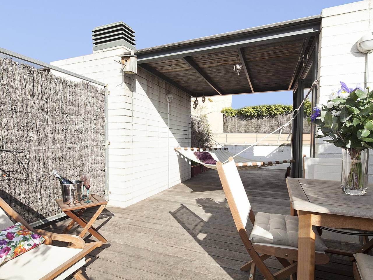Ganze Ferienwohnung, Msb Dachwohnung in der nähe dem Zentrum mit eigener Terrasse in Sarrià - Sant Gervasi, Barcelona