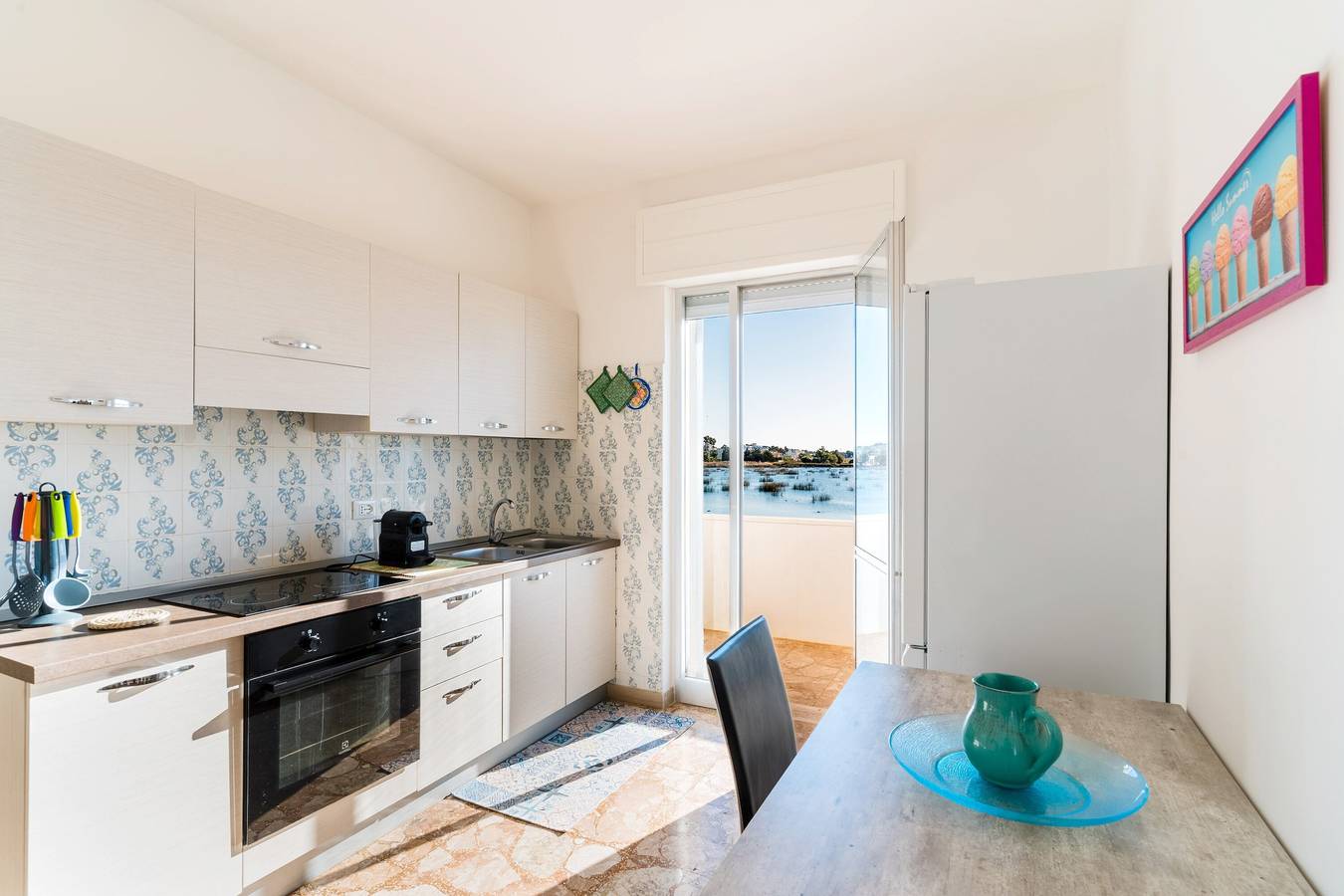 Ferienhaus 'Blu' mit privater Terrasse, Wlan und Klimaanlage in Scala di Furno, Porto Cesareo