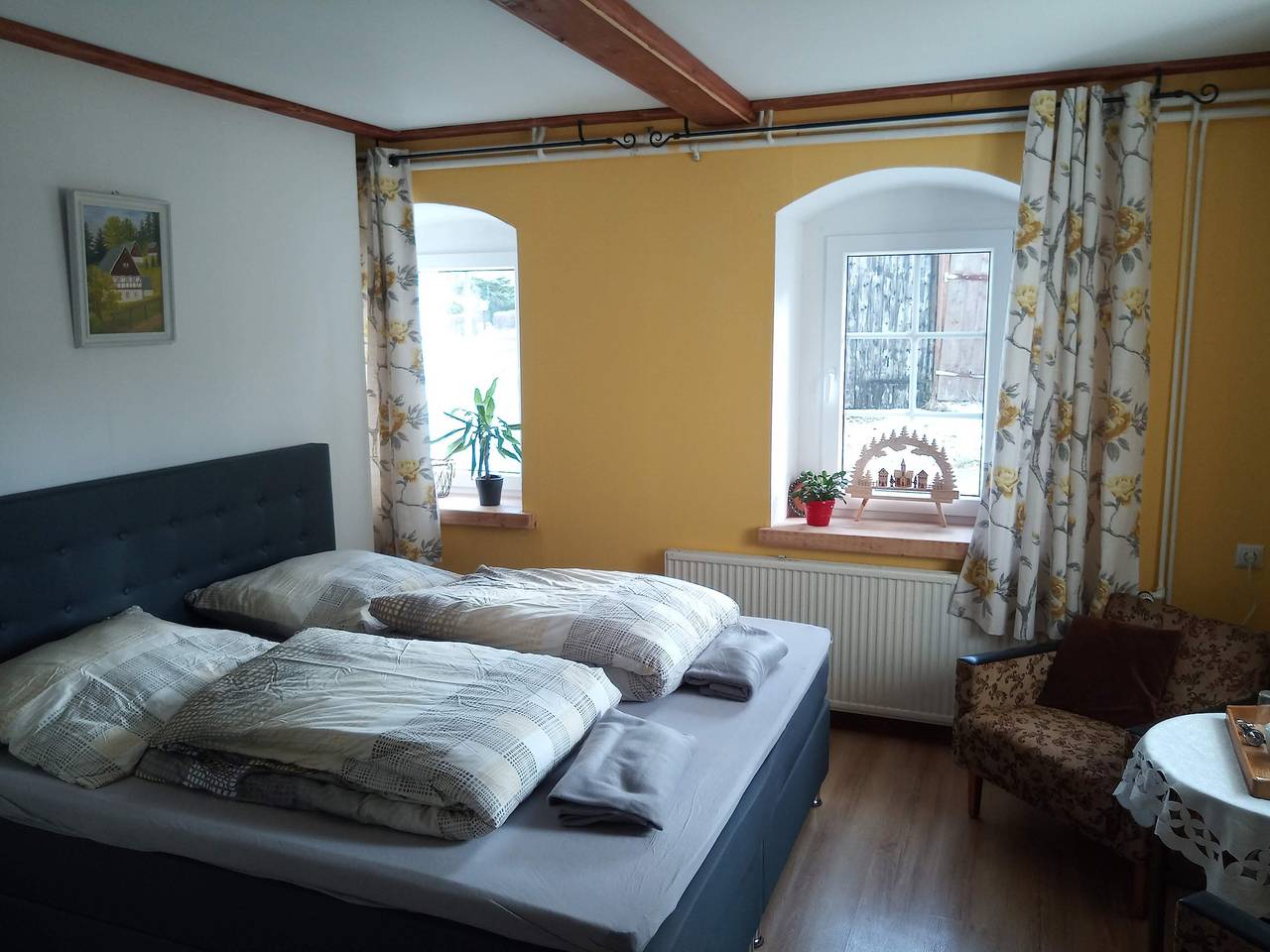 Zweibettzimmer, Dusche, Wc, gartenseitig in Marienberg, Rudawy