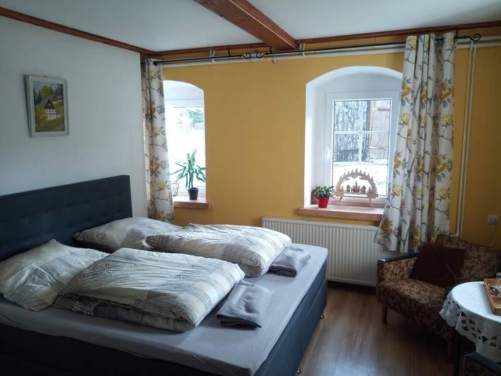 Pension für 2 Personen, mit Terrasse und Garten sowie Pool in Marienberg - 4