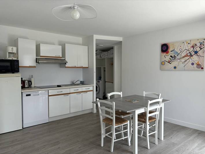 Gîte pour 4 personnes, avec terrasse dans Plage du Platin - 3