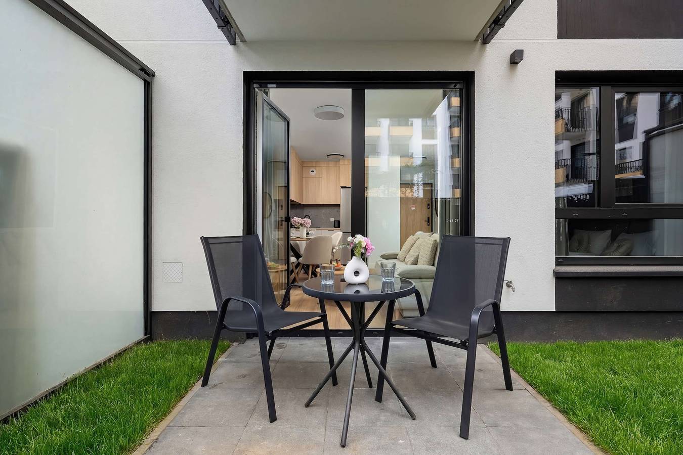 Ganze Wohnung, Ferienwohnung für 4 Personen mit Garten in Breslau, Niederschlesien