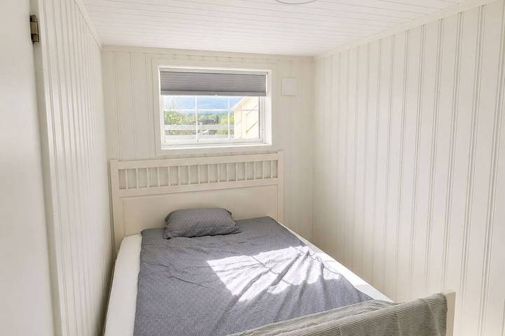 Bright & Spacious Guest Suite Near Drammen in Nedre Eiker
