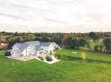 Glamping for 15 People in Soberton, Hampshire, Photo 2