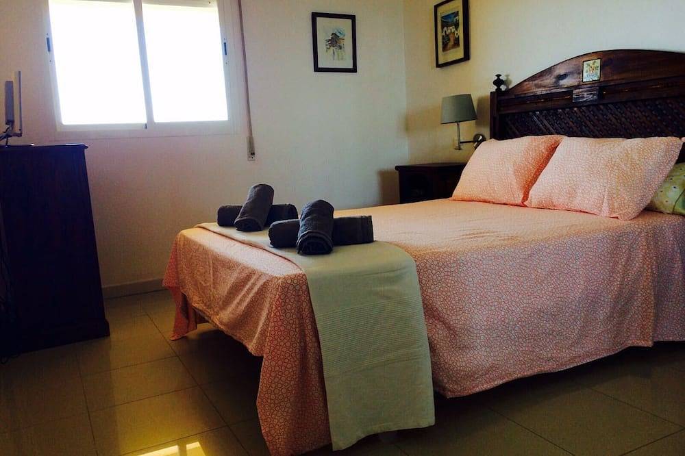 Apartamento entero, Apartamento con piscina en mijas costa, calahonda royale in Urbanizacion Calahonda, Mijas