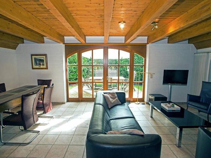 Vakantiehuis voor 6 personen, met Terras en Tuin in Uelsen