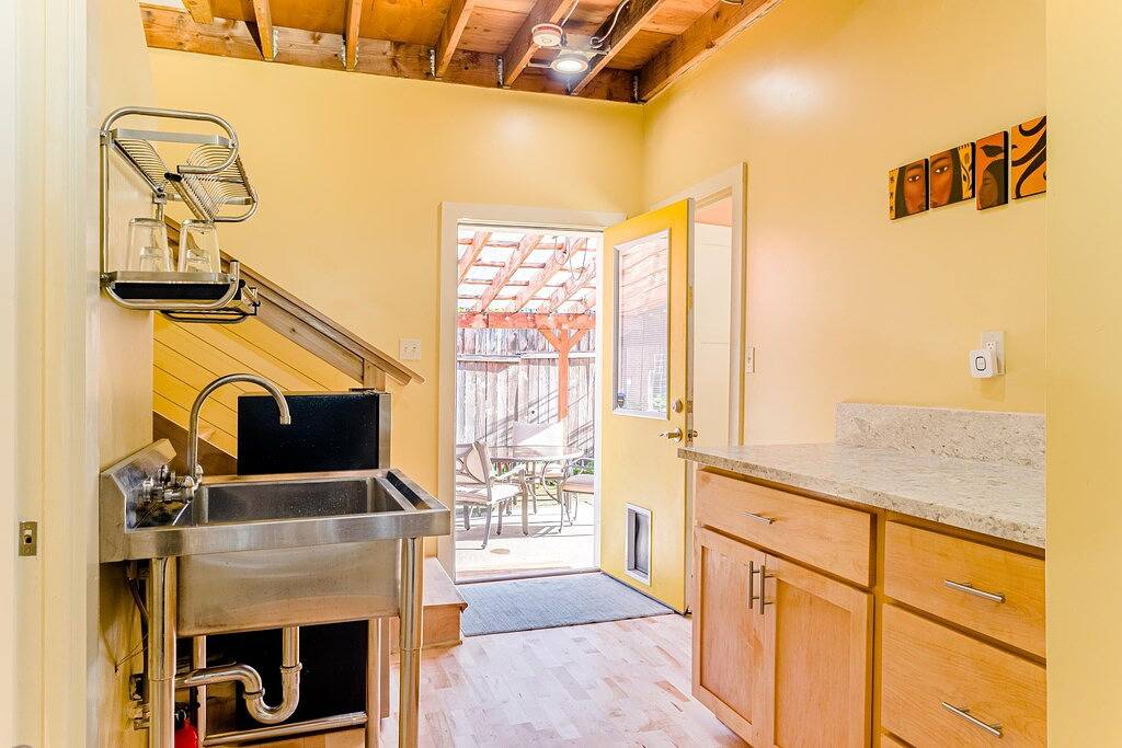 Portland Urban Lodge | Quiet | Walkable | Near in Portland, Multnomah County