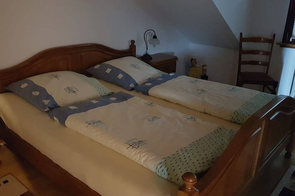 Ganze Wohnung, Ruhige Wohnung, Weinberge in der Nähe, 15 Gehminuten ins Zentrum, in Rüdesheim am Rhein, Rheingau-Taunus-Kreis