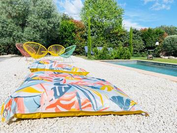 Maison d’hôte pour 6 personnes, avec jardin ainsi que vue et piscine à Saint-Saturnin-lès-Apt