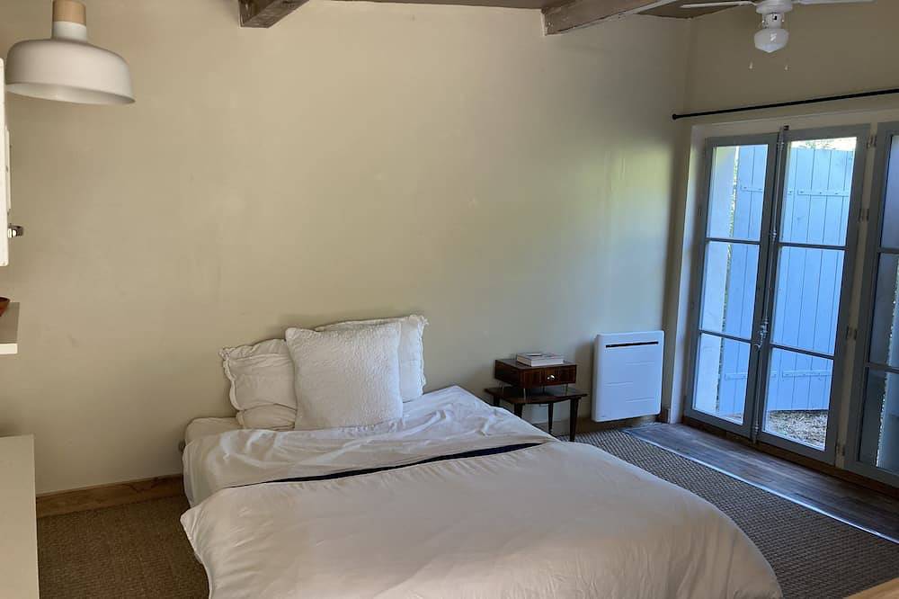 Appartement entier, Charming independent studio 10 min Aix en Provence in Gardanne, Côte méditerranéenne (France)
