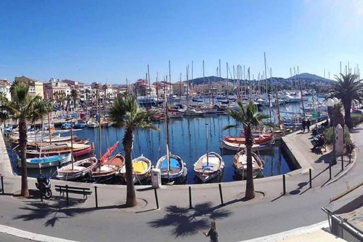 Gîte pour 2 personnes, avec Jacuzzi dans Port de Sanary sur Mer