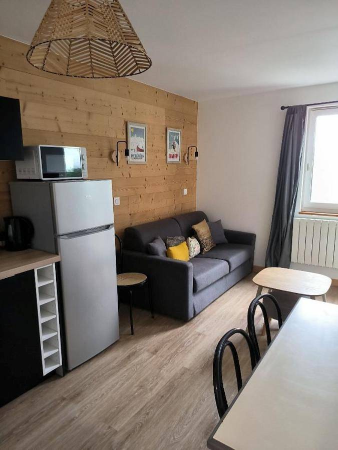 Gîte pour 5 personnes, avec Balcon ainsi que Terrasse et Vue à Adervielle-Pouchergues
