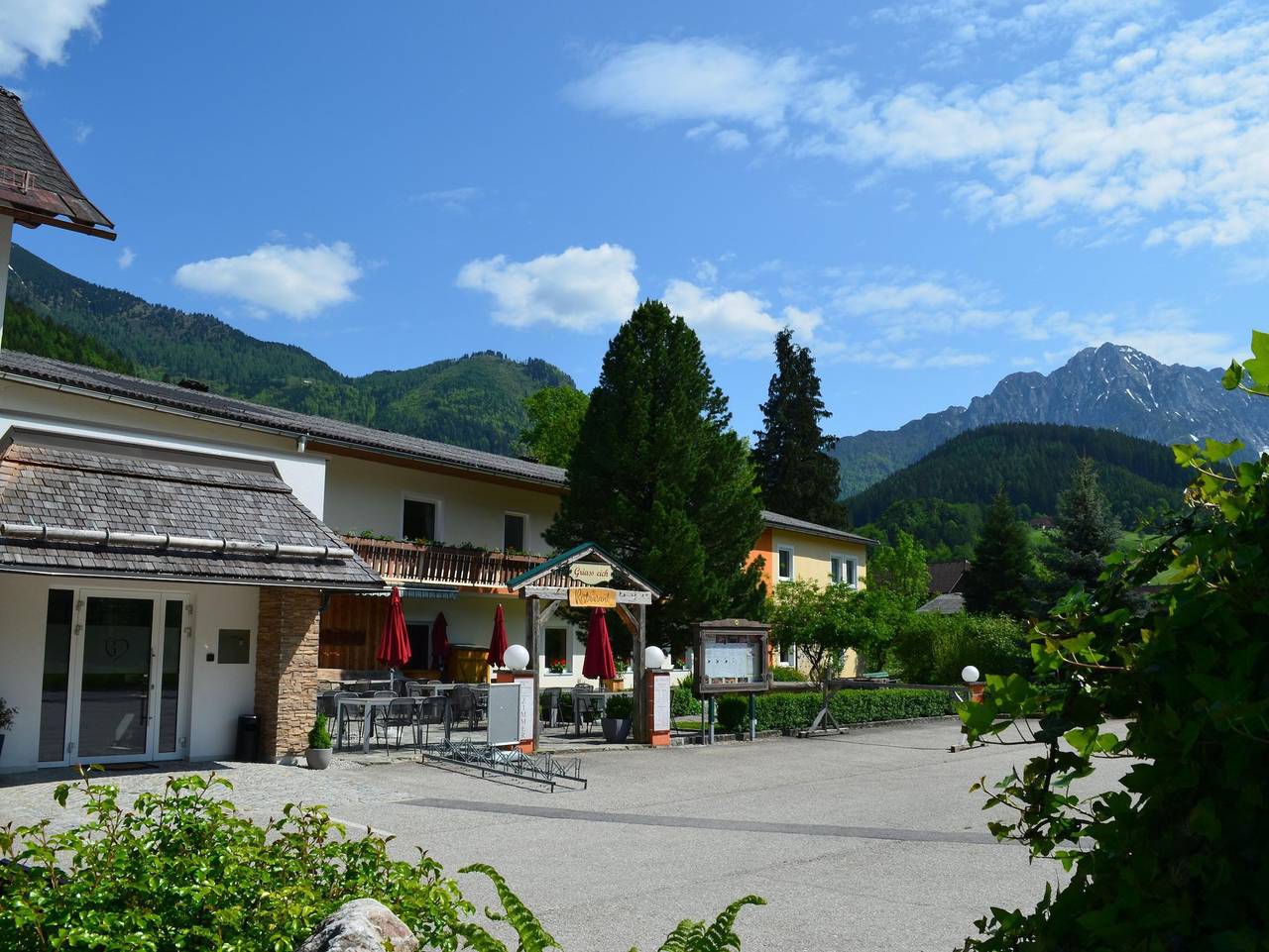 Hotel Garni Familie Gruber - Doppelzimmer mit Dusche, Wc ohne Verpflegung in Spital am Pyhrn, Kirchdorf an der Krems (Bezirk)