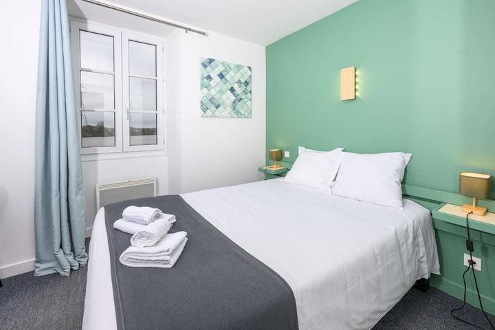 Hôtel pour 2 personnes, avec terrasse à Le Pellerin - 2