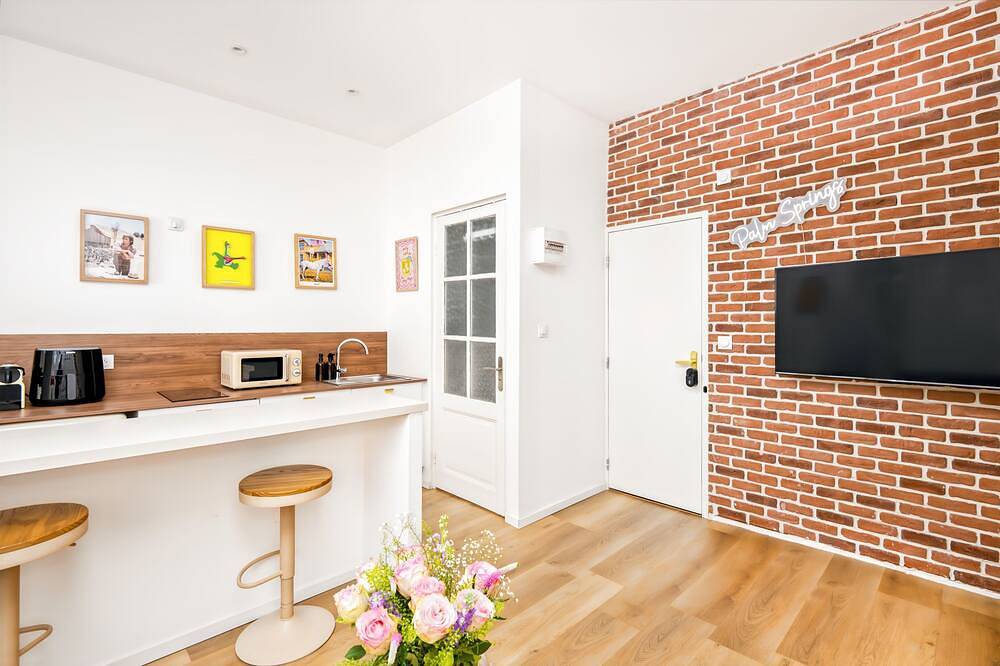 Ganze Wohnung, Palm Springs - Studio Design & Lumineux in Malo Proche Plage in Plage de Malo-les-Bains, Dünkirchen