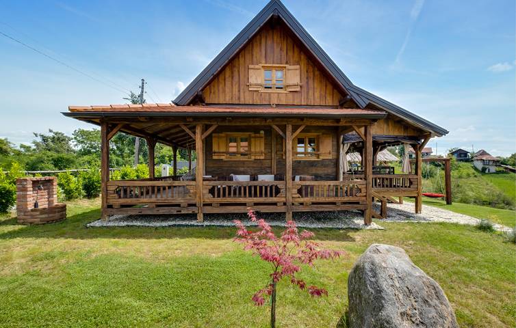 Reizende 94 m² große Wohnung mit Pool, Terrasse und WLAN in der Nähe des Stadtzentrums von Popovača in Sisak-Moslavina