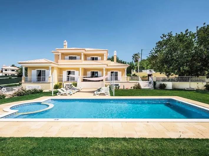 Location de vacances pour 12 personnes, avec terrasse et piscine dans Pata De Cima - 4
