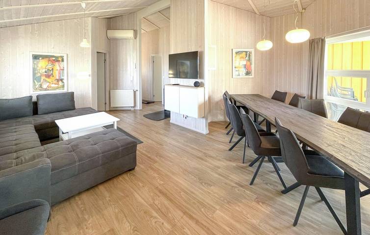 Rückzugsort am Strand mit Parkplatz und Terrasse in Friedrichskoog-Spitze, Friedrichskoog