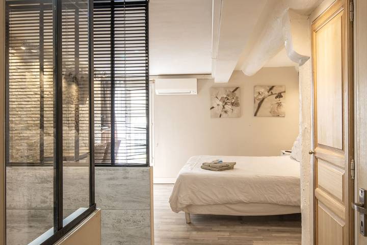 Studio entier, Chambre climatisée à 10 min du Vieux-Port & Panier in Marseille, Côte méditerranéenne (France)